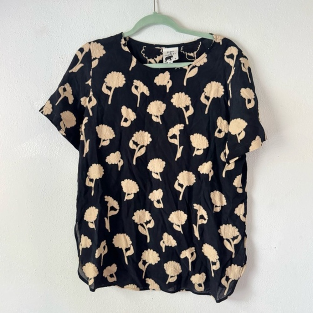 Vintage Max & Mable 90s Y2K Floral appliqué Black & Cream Short Sleeve Marni Top